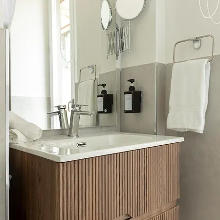 Riviera Collection - And 住宿加早餐酒店 3*