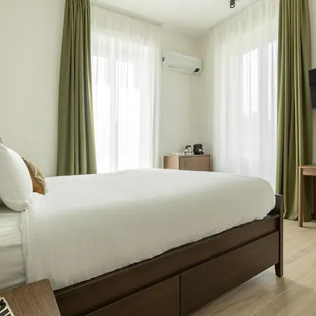 Riviera Collection - And